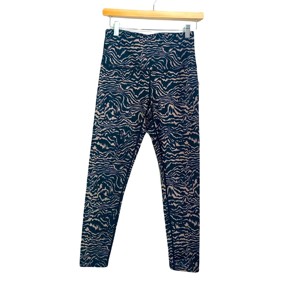 Zella High-Waisted High Support 7/8 Black Tan Print Legging Size Small NWT